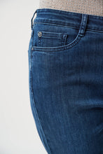 Load image into Gallery viewer, Gia Classic Slim Fit Jeans