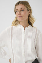 Load image into Gallery viewer, Daffy Shirt
