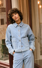 Load image into Gallery viewer, Rafeal Cord Jacket
