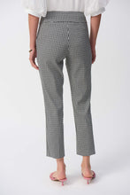 Load image into Gallery viewer, Geometric Jacquard Crop Pull-on Pants
