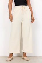 Load image into Gallery viewer, Banu Cropped  Pant

