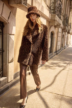 Load image into Gallery viewer, Faux Fur Leopard Print Coat
