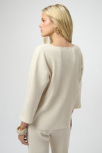 Load image into Gallery viewer, Pleated Scuba Crepe Boxy Top
