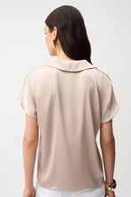 Load image into Gallery viewer, Satin Boxy Top with Collar
