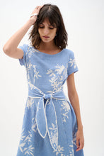 Load image into Gallery viewer, Seersucker Woven Dress
