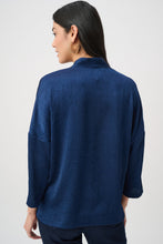 Load image into Gallery viewer, Crushed Satin V Neck Top
