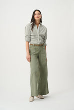 Load image into Gallery viewer, Denim Jeans
