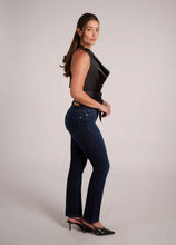 Load image into Gallery viewer, Pheonix Slim Dark Jeans
