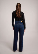 Load image into Gallery viewer, Maia Wide Leg Jeans

