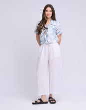 Load image into Gallery viewer, Azura Printed Linen Top
