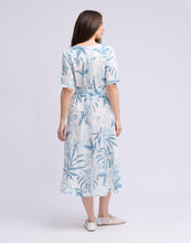 Load image into Gallery viewer, Azzure Linen Dress
