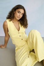 Load image into Gallery viewer, Nalina Vest
