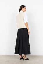 Load image into Gallery viewer, Sweater Zip Vest
