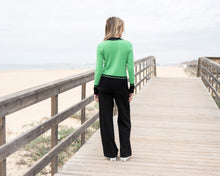 Load image into Gallery viewer, Kelly Green V Neck Sweater
