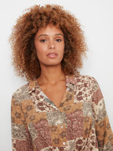 Load image into Gallery viewer, Blouse Quilt Print
