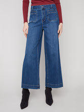 Load image into Gallery viewer, Cropped Patch Pocket Pants
