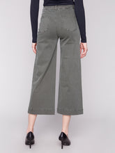 Load image into Gallery viewer, Cropped Patch Pocket Pants
