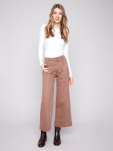 Load image into Gallery viewer, Cropped Patch Pocket Pants

