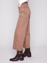 Load image into Gallery viewer, Cropped Patch Pocket Pants
