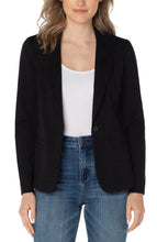 Load image into Gallery viewer, Black Fitted Blazer
