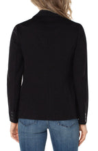 Load image into Gallery viewer, Black Fitted Blazer
