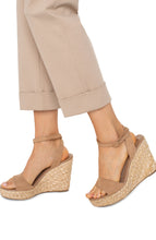 Load image into Gallery viewer, Kelsey Crop With Cuff
