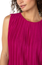Load image into Gallery viewer, Sleeveless Crew Neck Top
