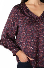 Load image into Gallery viewer, Blouse
