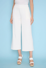 Load image into Gallery viewer, Wide Leg Cropped Pant

