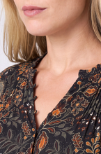 Load image into Gallery viewer, Floral Blouse
