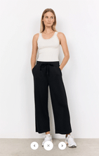 Load image into Gallery viewer, Banu Pant
