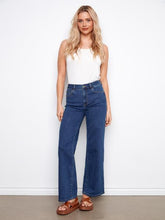 Load image into Gallery viewer, Chloe Wide Leg Jeans
