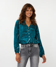 Load image into Gallery viewer, Blouse Crystal Waves
