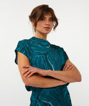 Load image into Gallery viewer, Crystal Waves Top
