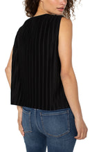 Load image into Gallery viewer, Sleeveless Crew Neck Top
